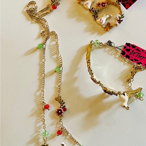 This delightful, delicate set, just like the Les Nereides - Picture 6 of 9